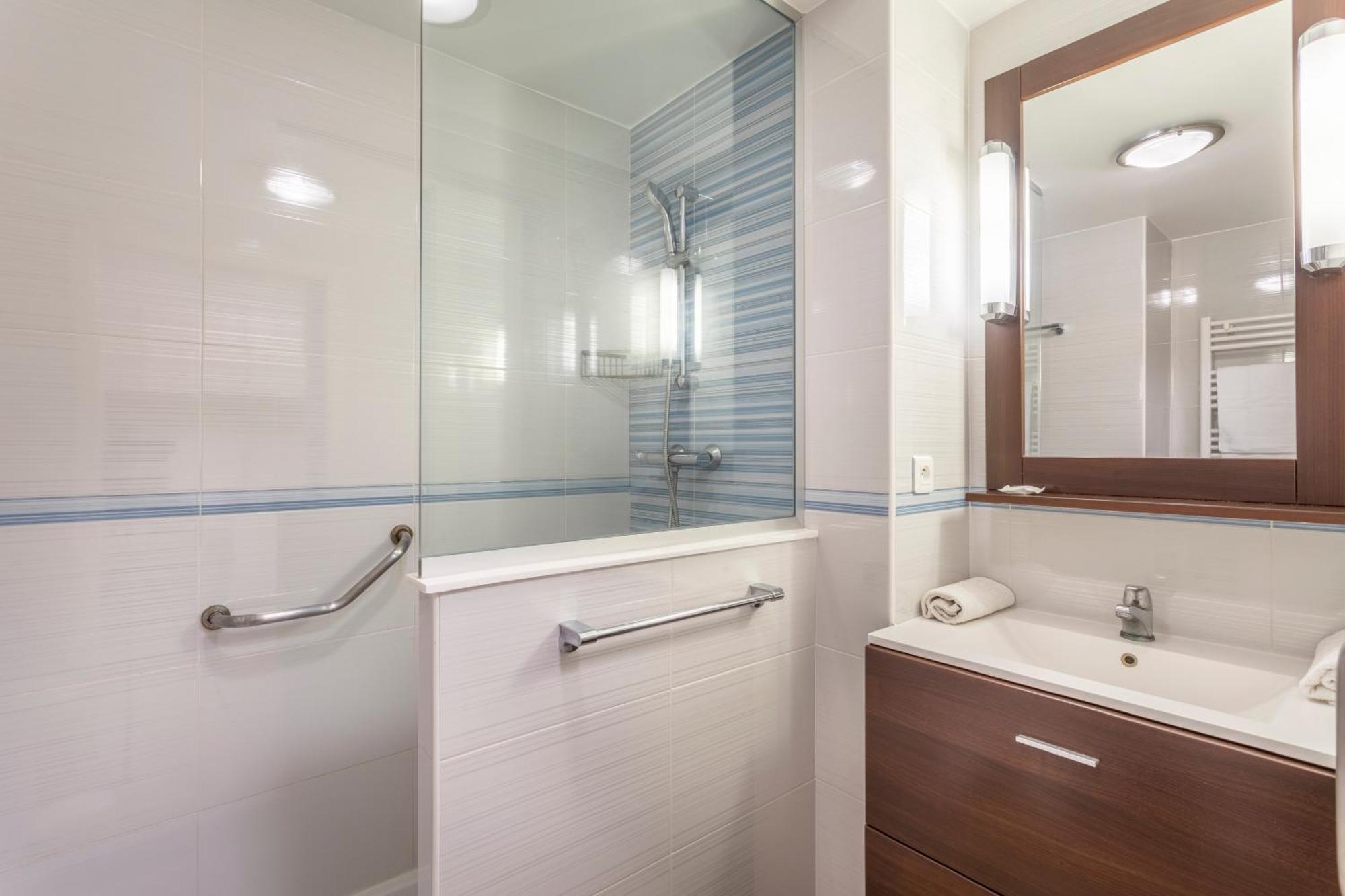 סן-מנדרייה-סור-מר Residence Pierre & Vacances Les Jardins De La Cote D'Azur מראה חיצוני תמונה